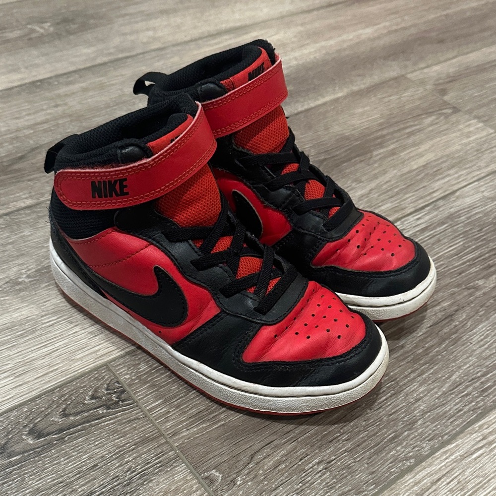 Nike Kids Red and Black Sneakers